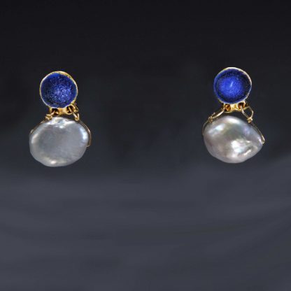 Porcelain jewelry with FWT Pearl drop, edged with gold